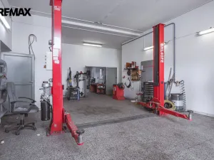 Prodej komerčního pozemku, Okříšky, Za tratí, 34555 m2