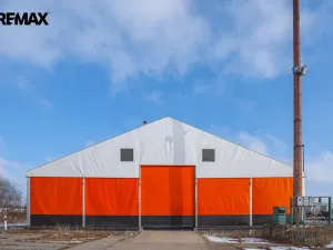 Prodej komerčního pozemku, Okříšky, Za tratí, 34555 m2