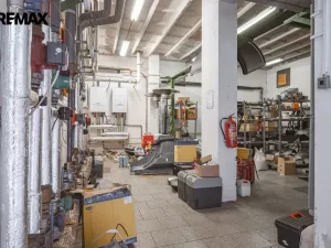 Prodej komerčního pozemku, Okříšky, Za tratí, 34555 m2