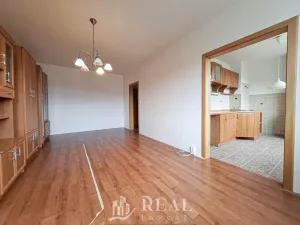 Pronájem bytu 2+1, Chomutov, Holešická, 62 m2