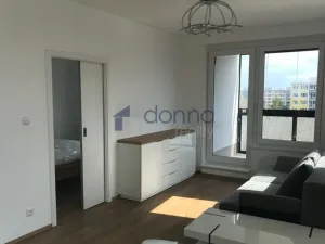 Pronájem bytu 2+kk, Praha, Lovosická, 56 m2