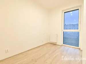 Pronájem bytu 2+kk, Brno, Líšeňská, 34 m2