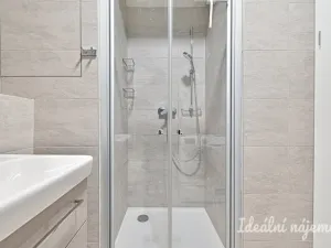 Pronájem bytu 2+kk, Brno, Líšeňská, 34 m2