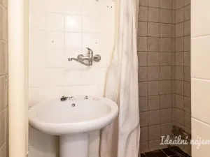 Pronájem bytu 2+1, Praha - Karlín, Nekvasilova, 41 m2