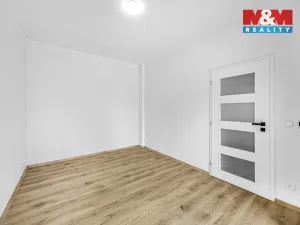 Prodej bytu 3+1, Hradec Králové - Kukleny, Pražská třída, 91 m2