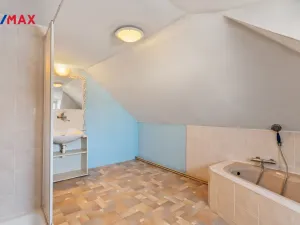 Prodej ubytování, Chuchelna - Komárov, 428 m2