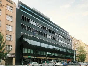 Pronájem obchodního prostoru, Praha, Sokolovská, 184 m2