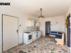 Prodej rodinného domu, Lešany, 192 m2