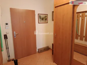 Pronájem bytu 1+kk, Praha - Řepy, Zrzavého, 34 m2