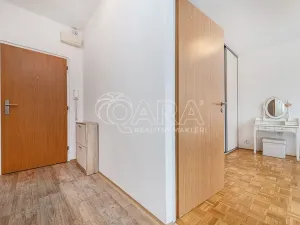 Pronájem bytu 1+1, Liberec - Liberec III-Jeřáb, Vaňurova, 37 m2