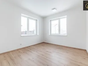 Prodej rodinného domu, Velvary, Svatojiřská, 93 m2