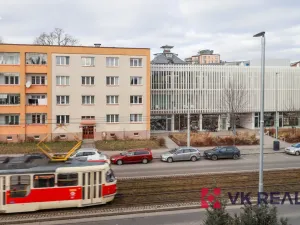 Pronájem bytu 1+kk, Praha - Břevnov, Na Petřinách, 34 m2