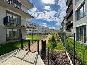 Pronájem bytu 1+kk, Kladno, Bohumila Landy, 29 m2