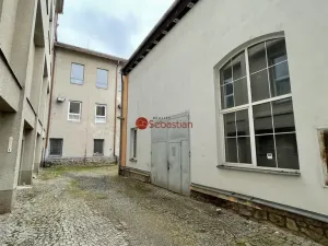 Pronájem komerční nemovitosti, Pelhřimov, Křemešnická, 185 m2