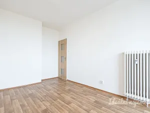 Pronájem bytu 3+1, Praha - Prosek, Vysočanská, 74 m2