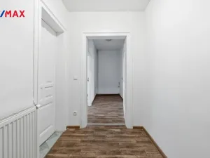 Pronájem bytu 2+kk, Hronov, T. G. Masaryka, 52 m2
