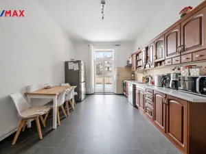 Prodej činžovního domu, Hronov, T. G. Masaryka, 620 m2