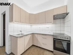 Prodej činžovního domu, Hronov, T. G. Masaryka, 620 m2