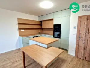 Pronájem bytu 2+kk, Olomouc - Slavonín, Loudova, 56 m2