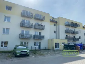 Pronájem bytu 3+kk, Chýně, Uherova, 68 m2