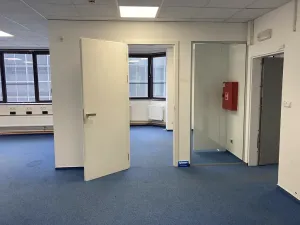 Pronájem kanceláře, Praha - Chodov, Hráského, 93 m2