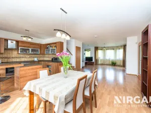 Prodej rodinného domu, Zdiby, U Louže, 224 m2