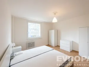 Pronájem bytu 3+1, Praha - Hlubočepy, Voskovcova, 77 m2