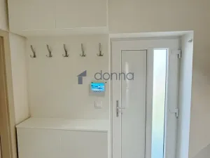 Pronájem bytu 2+1, Praha, U hájovny, 55 m2