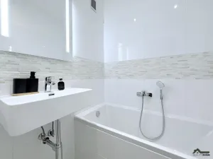 Prodej bytu 2+kk, Ostrava, Staňkova, 54 m2