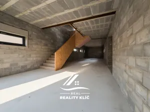 Pronájem kanceláře, Ostrava, Československé armády, 160 m2