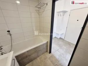 Pronájem bytu 2+kk, Kralupy nad Vltavou - Lobeček, Krakovská, 39 m2