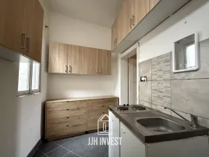 Pronájem bytu 1+1, Liberec - Liberec III-Jeřáb, 1. máje, 20 m2