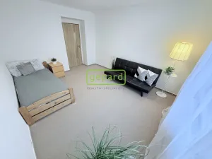 Pronájem bytu 2+1, Solenice, 50 m2