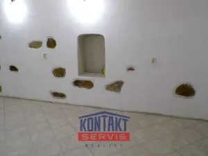 Pronájem obchodního prostoru, České Budějovice, Fráni Šrámka, 81 m2