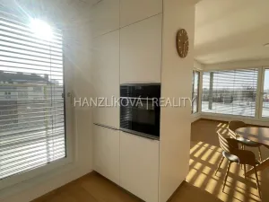 Pronájem bytu 3+kk, České Budějovice, Hálkova, 85 m2