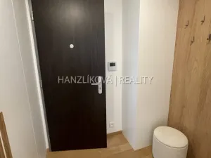 Pronájem bytu 3+kk, České Budějovice, Hálkova, 85 m2