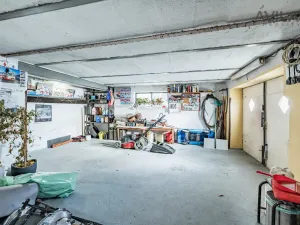 Pronájem rodinného domu, Benešov, 464 m2