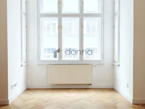 Pronájem bytu 2+kk, Praha, Pod Kotlaskou, 76 m2