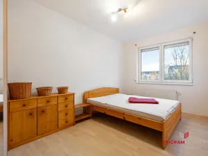 Pronájem bytu 2+kk, Hradec Králové - Třebeš, Labská louka, 53 m2