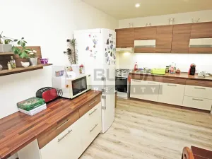 Prodej bytu 3+1, Neratovice, 68 m2