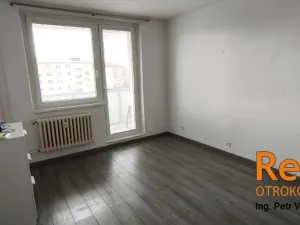 Prodej bytu 1+1, Otrokovice, Obchodní, 32 m2