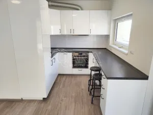 Prodej bytu 2+kk, Praha - Stodůlky, Toufarova, 74 m2