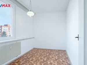 Prodej bytu 3+1, Pelhřimov, Táborská, 61 m2