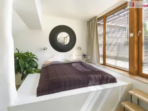 Pronájem bytu 2+kk, Praha - Košíře, Plzeňská, 53 m2