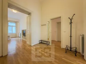 Pronájem bytu 3+1, Praha - Vinohrady, Mánesova, 111 m2