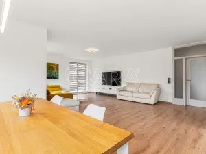 Prodej rodinného domu, Postřižín, Jelení, 169 m2