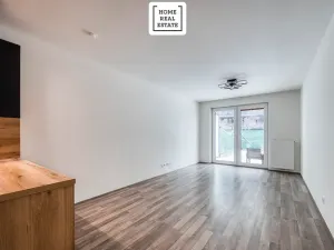 Prodej bytu 3+kk, Praha - Strašnice, Zvěřinova, 97 m2