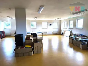 Pronájem kanceláře, Uničov, Litovelská, 1500 m2