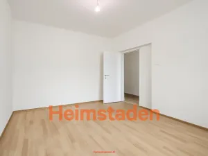 Pronájem bytu 3+1, Karviná - Nové Město, Holubova, 70 m2