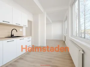 Pronájem obchodního prostoru, Havířov - Město, nám. Republiky, 34 m2